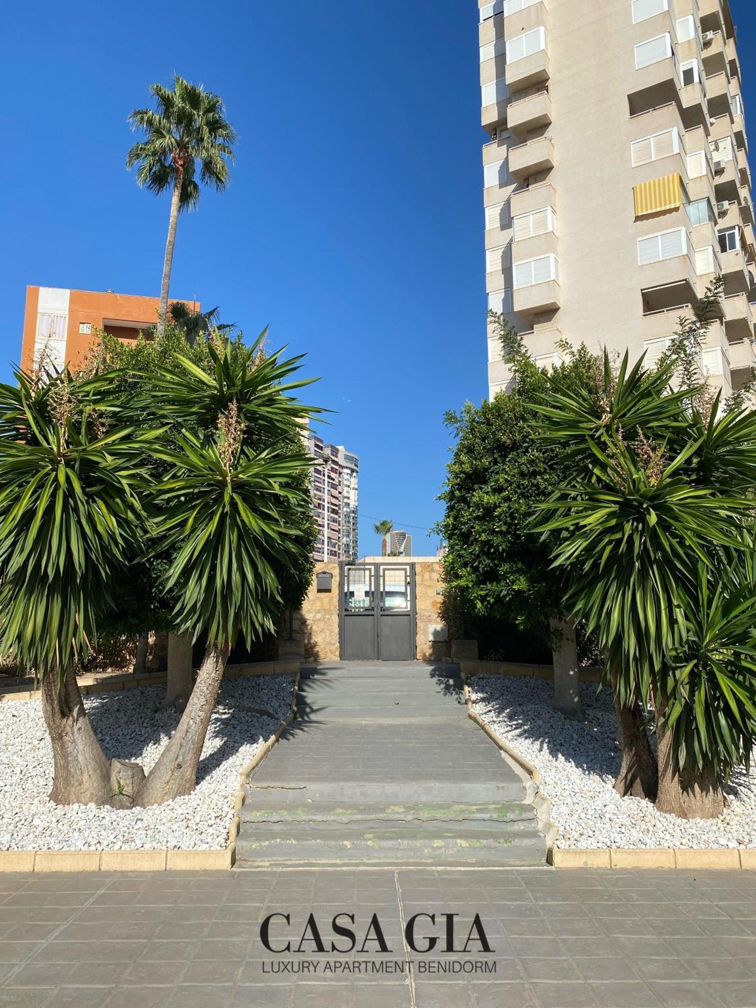 Casa Gia L Luxury Apartment Benidorm Bagian luar foto